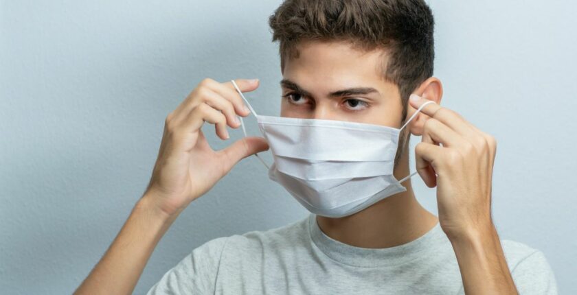 How To Wear Face Masks Properly To Prevent Spreading Germs